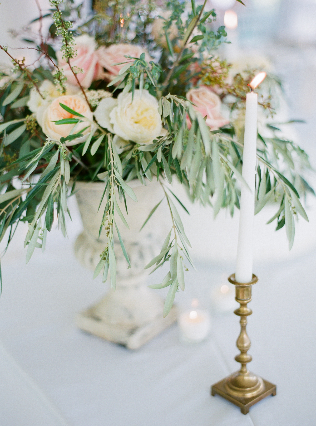 Wedding Flower Centerpiece | Fine Art Crestview Florida Wedding | Jennifer Blair Photography 