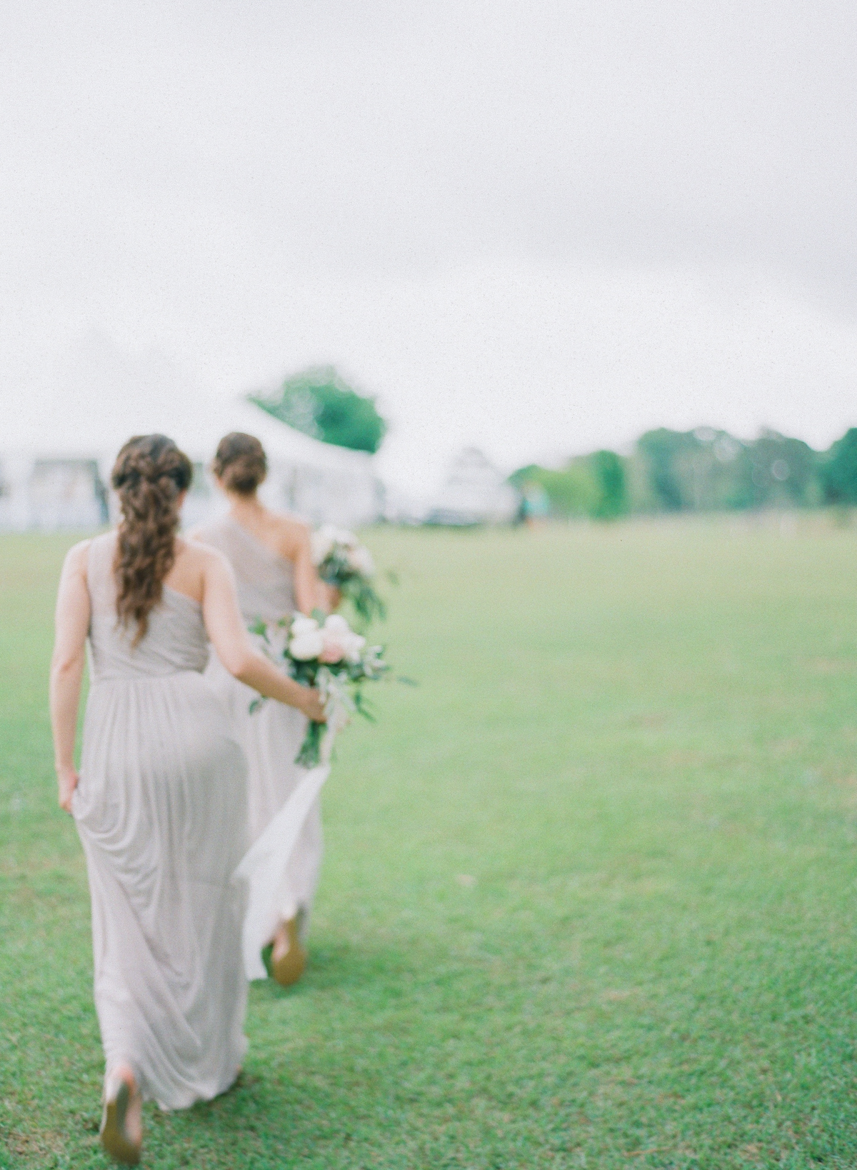 Bridesmaids In A Field | Fine Art Crestview Florida Wedding | Jennifer Blair Photography 