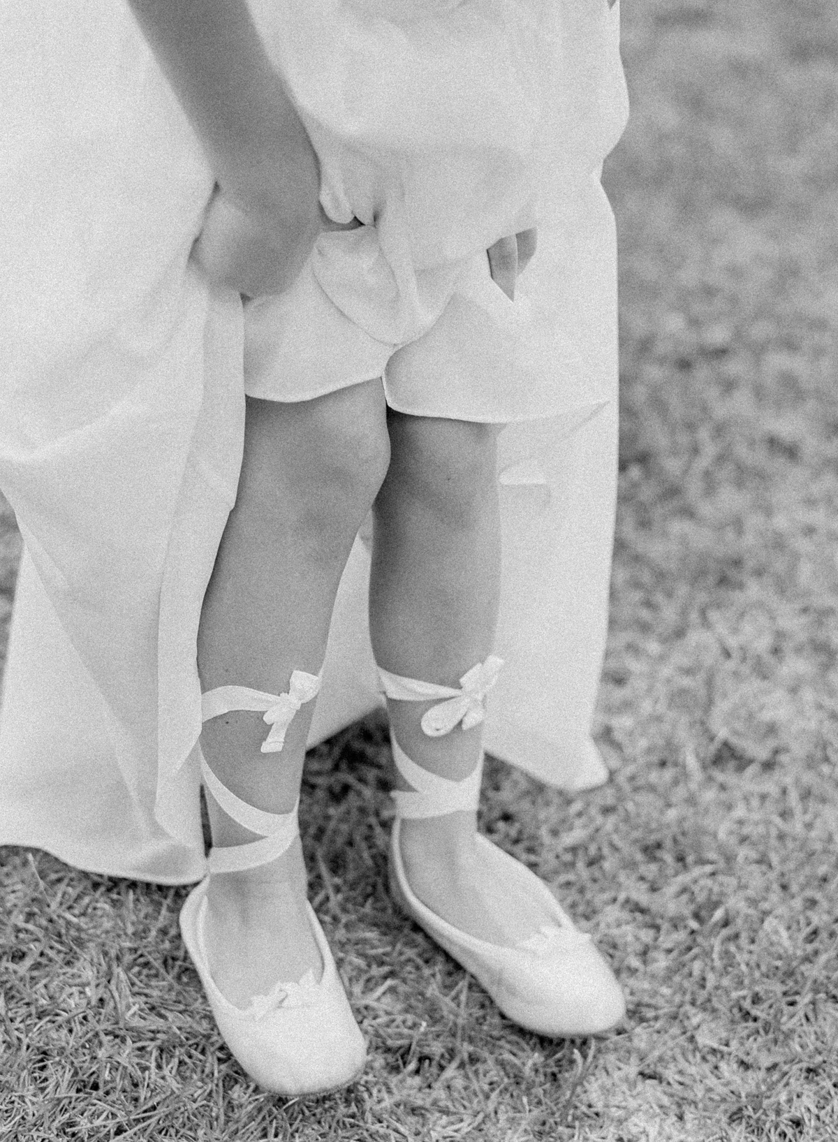 Flower Girls Shoes | Fine Art Crestview Florida Wedding | Jennifer Blair Photography 